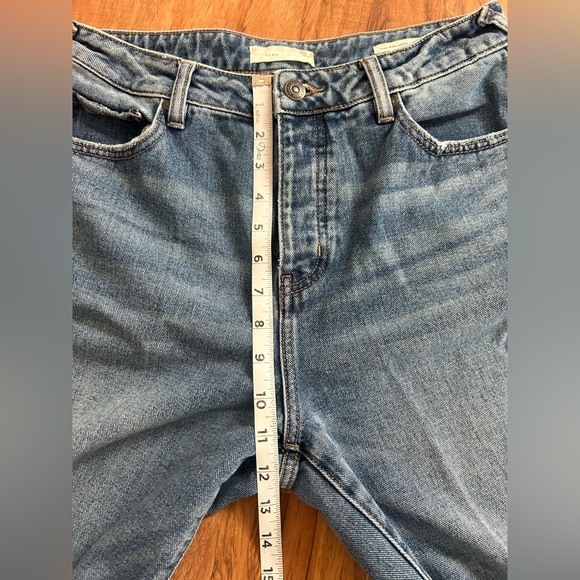 CLEO + WOLF Medium Wash High Rise Loose Distressed Jeans Women’s Size 29 - Picture 13 of 16